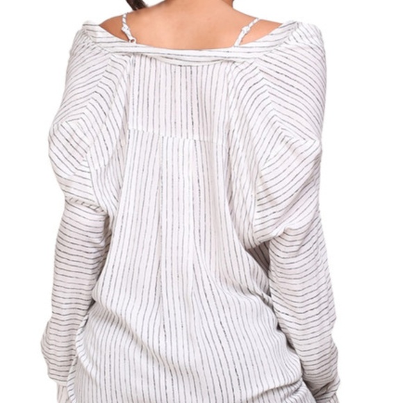 Mustard Seed Cold Shoulder Stripe Shirt. - Picture 2 of 4